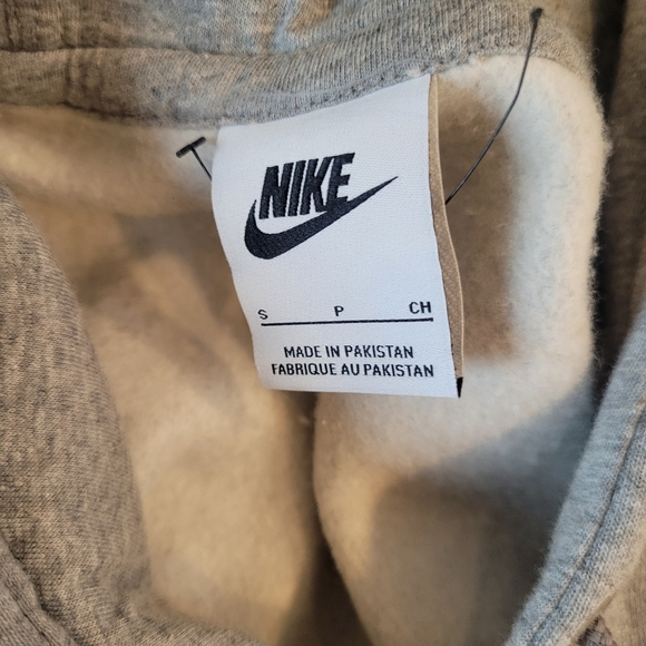 Men's Nike Pullover Hoodie With Pocket - Picture 4 of 6